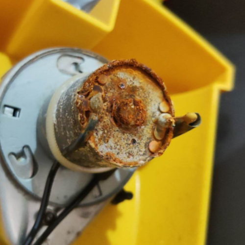 Brinsea Humidity Pump Motor - Rusted